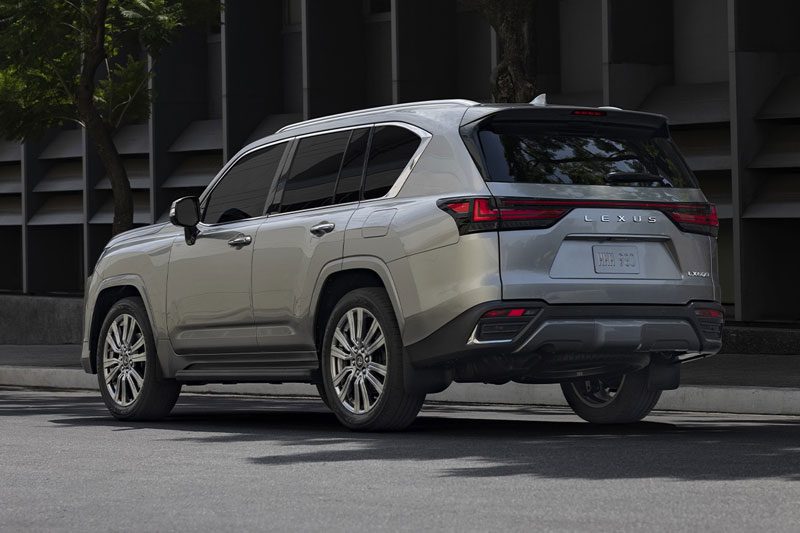 نسل جدید لکسس LX معرفی شد، برادر لوکس لندکروزر