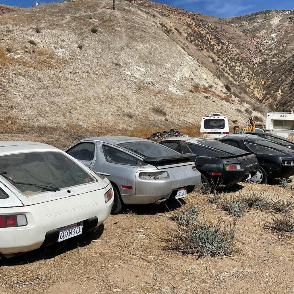 بیایید نگاهی به پورشه‌های ۹۲۸ متروکه در کالیفرنیا بیندازیم!