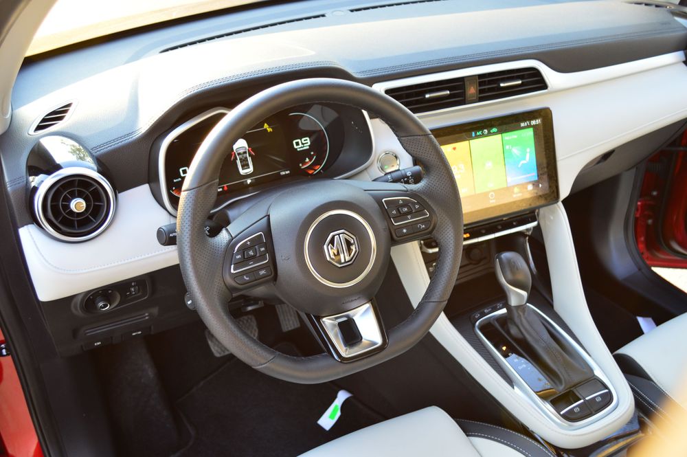 نگاهی به ZS TURBO، شاسی بلند کوچک ام جی