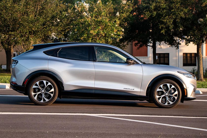 پیام مدیرعامل فورد به ایلان ماسک، مدیرعامل تسلا!