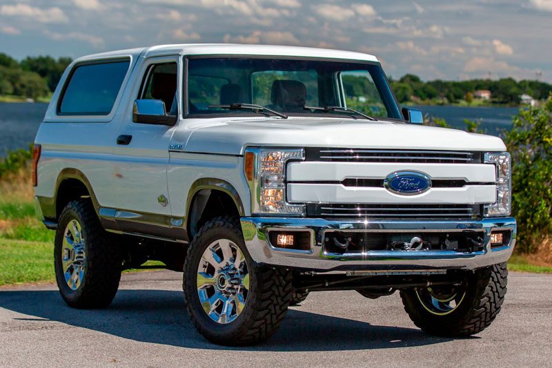 ترکیب فورد برانکوی کلاسیک با وانت مدرن فورد!