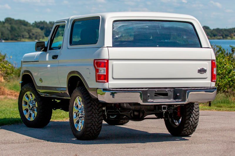 ترکیب فورد برانکوی کلاسیک با وانت مدرن فورد!