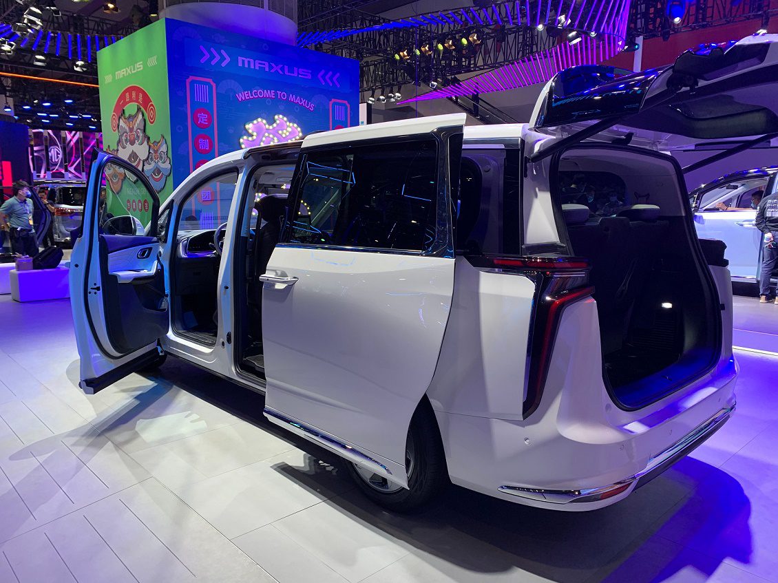 معرفی ام پی وی الکتریکی مکسوس در نمایشگاه گوانگژو