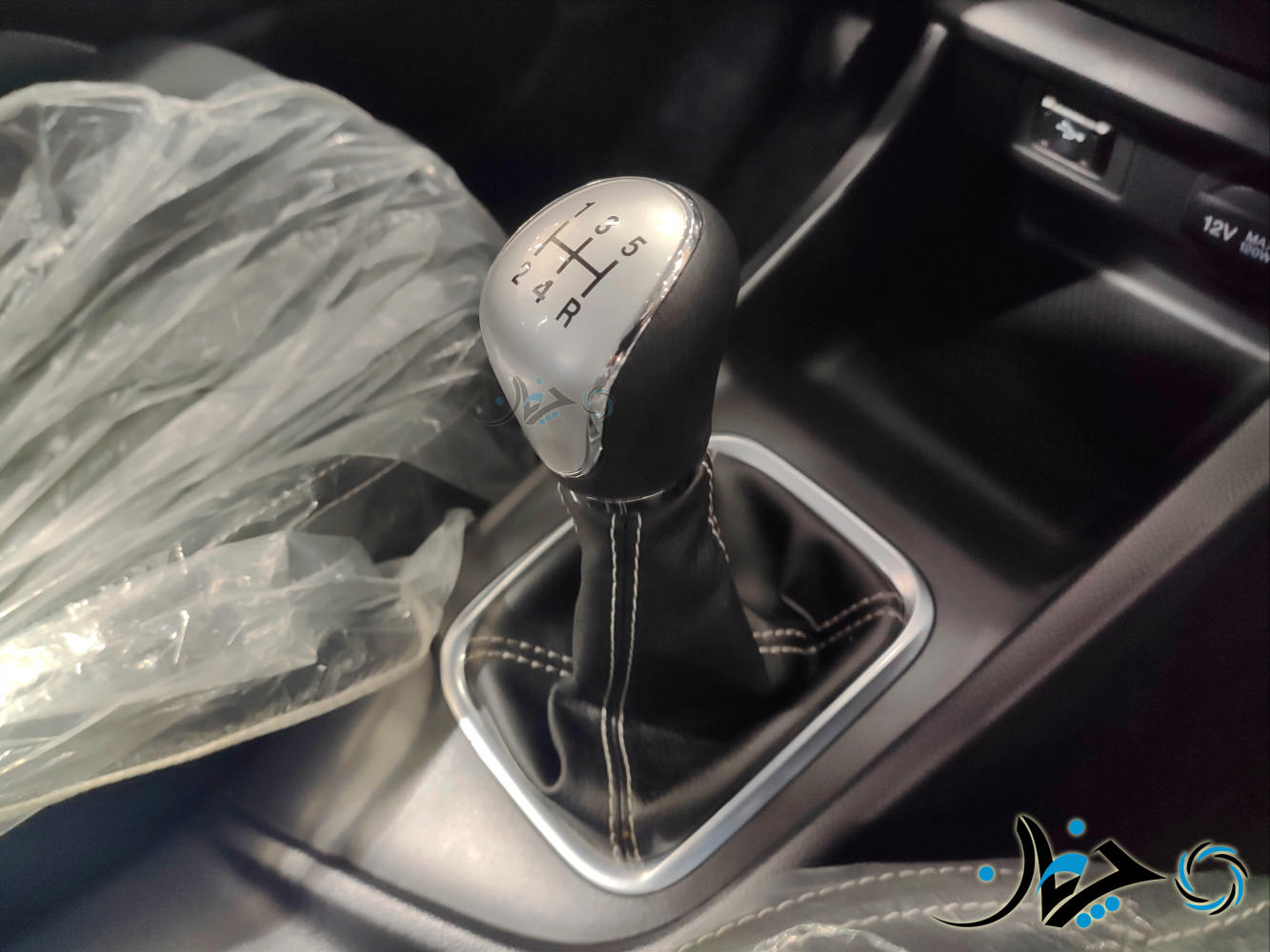 فردا 511 برای اولین‌بار با گیربکس دستی در نمایشگاه خودرو اردبیل 1400 دیده شد!