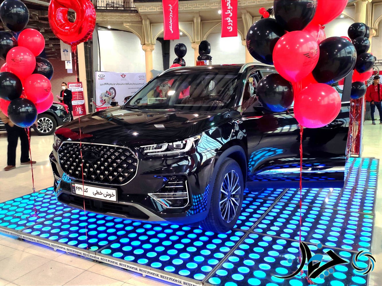 گزارش تصویری چرخان از نمایشگاه خودرو و قطعات استان زنجان 1400