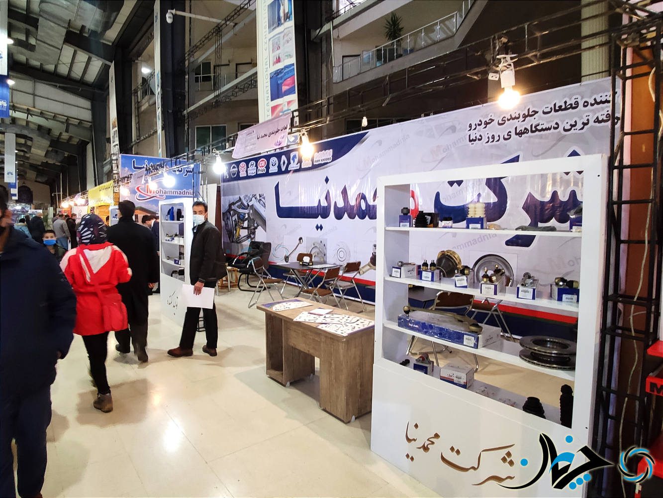 گزارش تصویری چرخان از نمایشگاه خودرو و قطعات استان زنجان 1400
