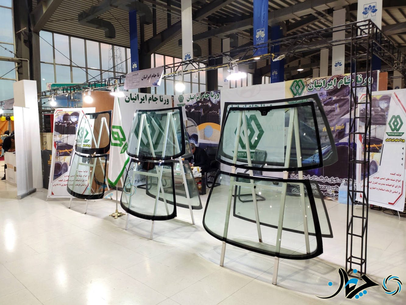 گزارش تصویری چرخان از نمایشگاه خودرو و قطعات استان زنجان 1400