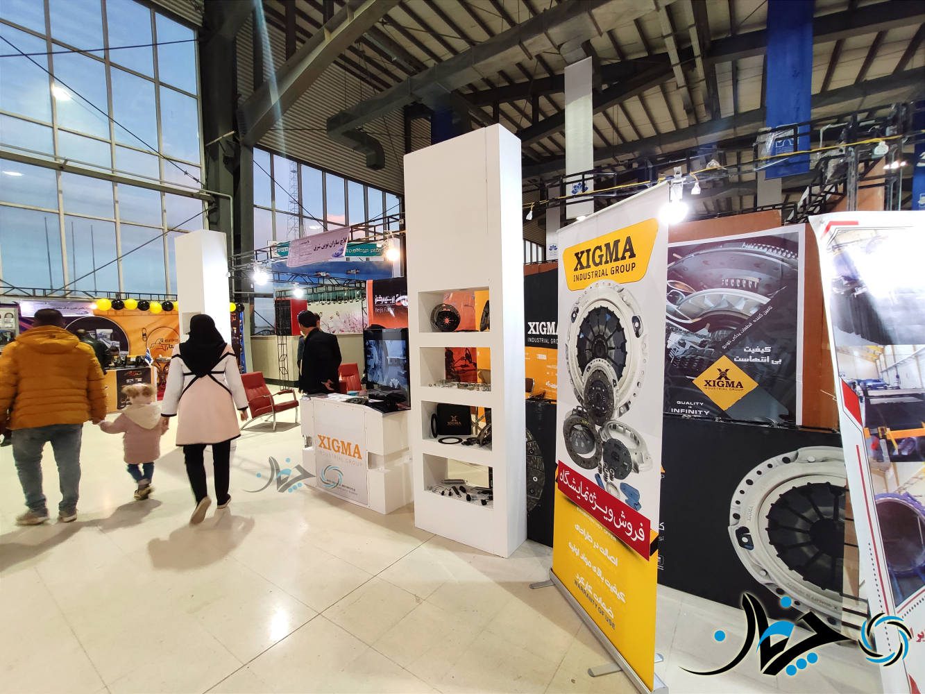 گزارش تصویری چرخان از نمایشگاه خودرو و قطعات استان زنجان 1400