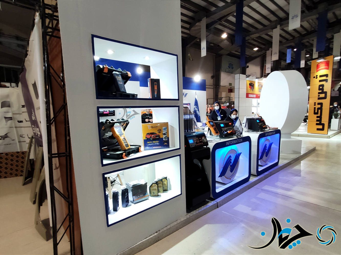گزارش تصویری چرخان از نمایشگاه خودرو و قطعات استان زنجان 1400
