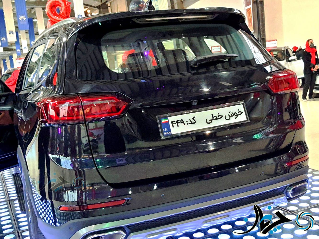 گزارش تصویری چرخان از نمایشگاه خودرو و قطعات استان زنجان 1400