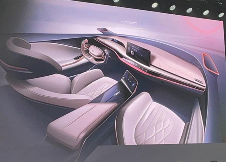 سوئیست DX9 به‌همراه دو خودروی مفهومی جدید، رسما معرفی شد