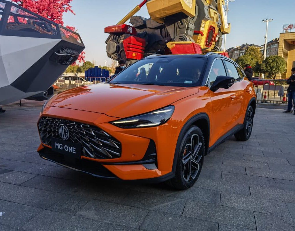 وان، شاسی‌بلند جمع و جور ام‌جی وارد بازار شد