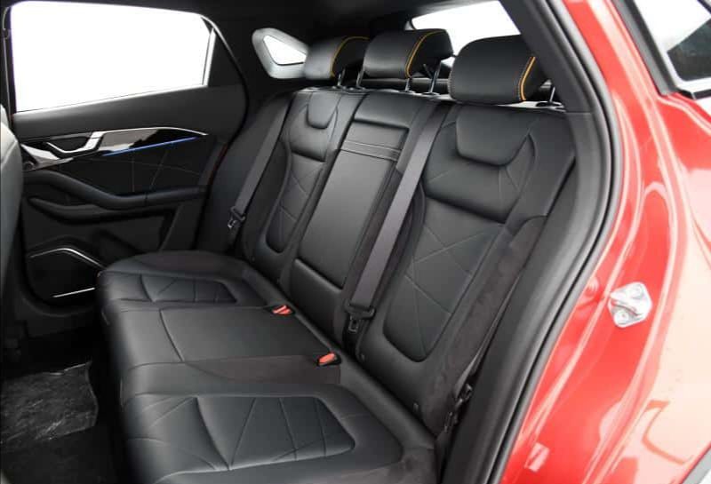 هولوگرام مجازی با توانایی نواختن پیانو در کراس‌اور جدید فاو!