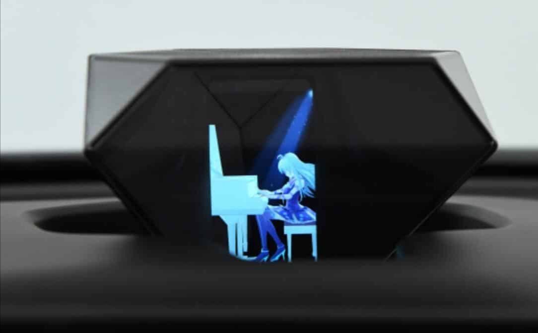 هولوگرام مجازی با توانایی نواختن پیانو در کراس‌اور جدید فاو!