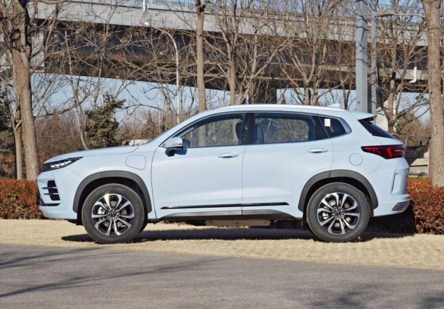 احتمال ورود Chery Exeed LX ET-i Hybrid به اروپا، قیمت پایه ۲۳۶۰۰ دلار