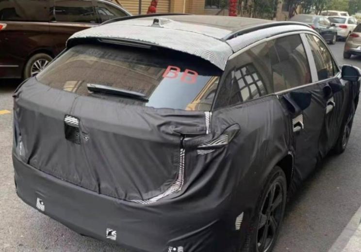 تصاویر جاسوسی از ES7، یک تسلای چینی!