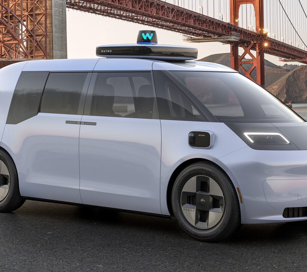 مشارکت جیلی با Waymo برای ساختن مینی‌ون روبو‌تاکسی