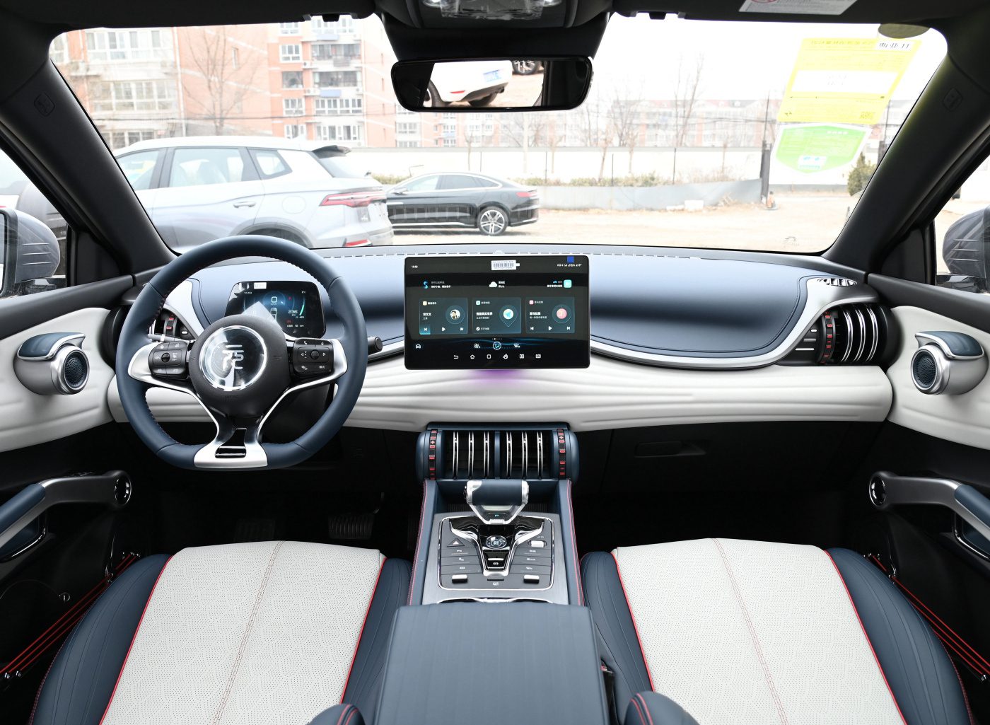 عرضه یوآن پلاس، الکتریکی خالص بی‌وای‌دی