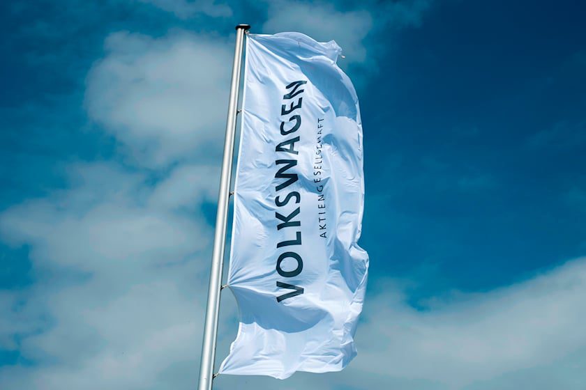 فولکس واگن و تعلیق تولید محصولاتش در روسیه