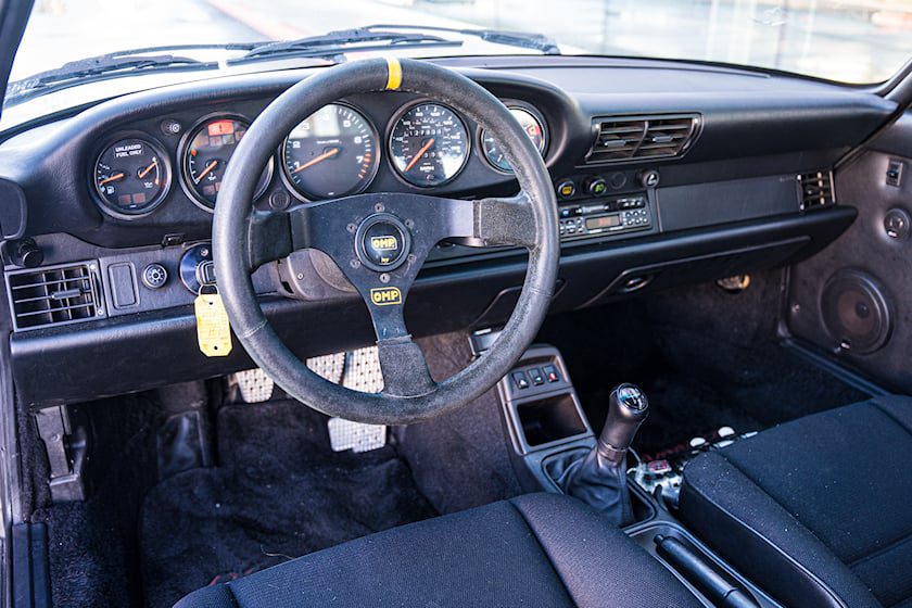 پورشه به ۱۲ خودروی اسپرت قدیمی جان تازه‌ای می‌بخشد