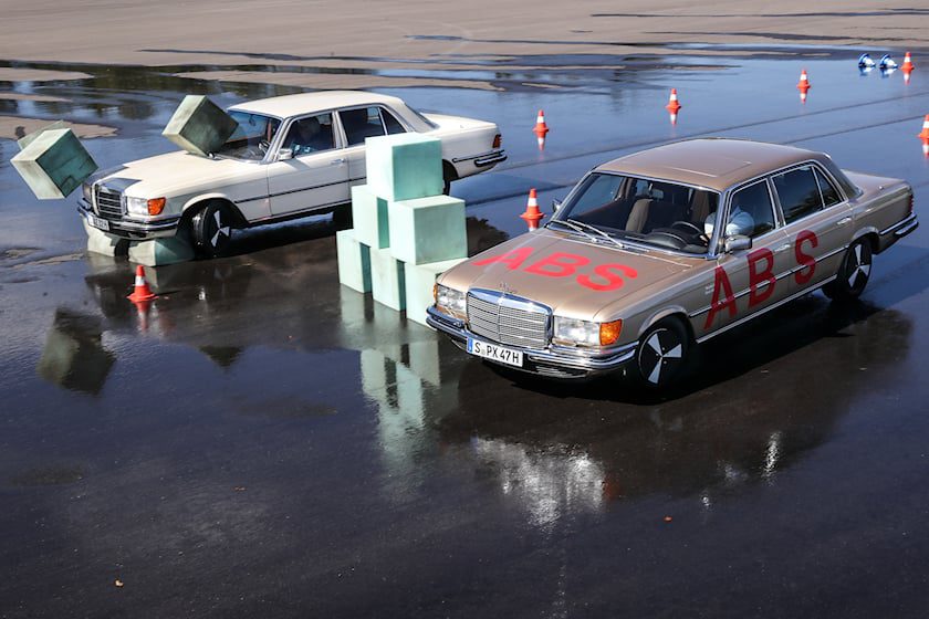 مرسدس بنز کلاس S امسال 50 ساله می‌شود