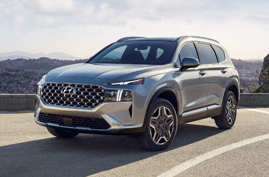 مقایسه خودروهای پلاگین‌هیبریدی سانتافه و توسان ۲۰۲۲