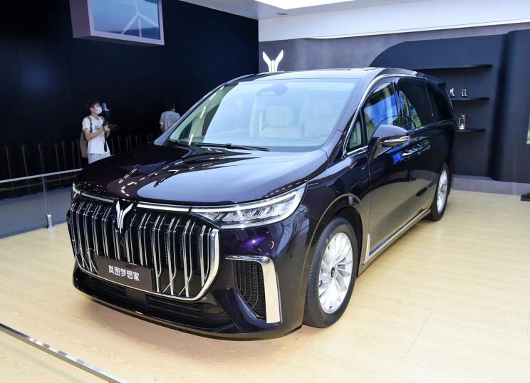 پیش‌فروش ام‌پی‌وی پیشرفته دانگ‌فنگ