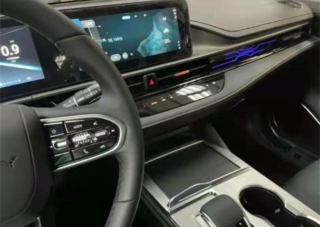 عرضه آریزو ۵ جی‌تی