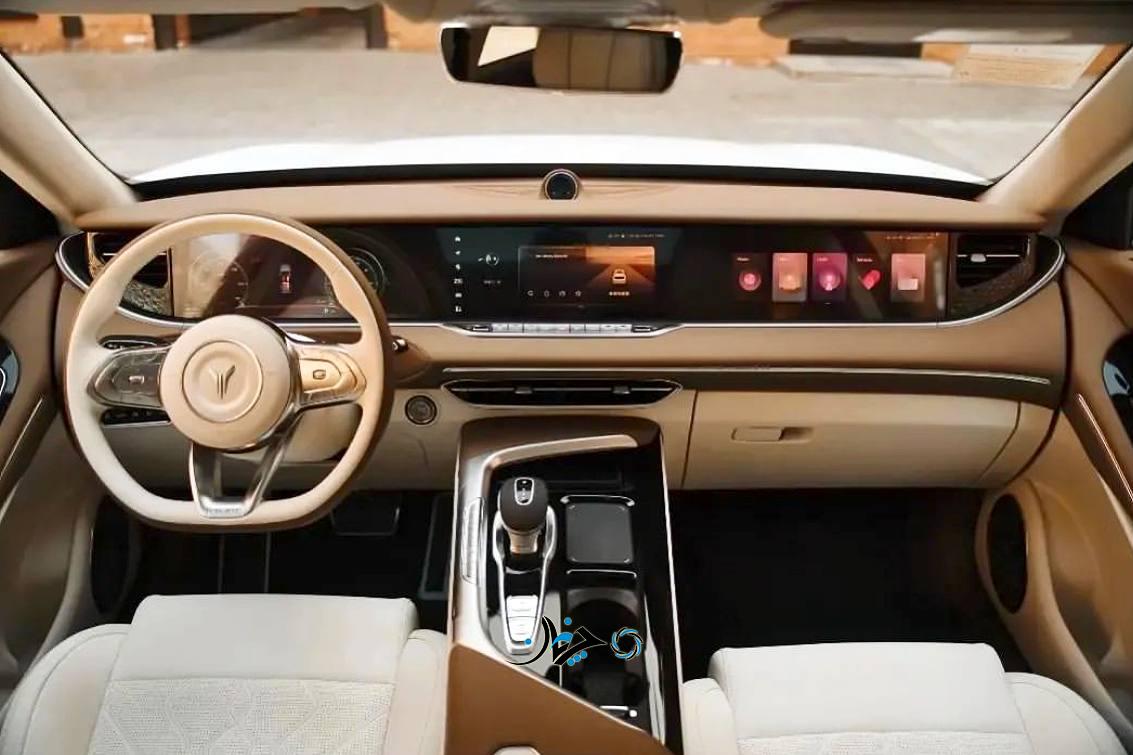 وویا فری، لوکس‌ترین خودرو برند دانگ فنگ در روسیه دیده شد!