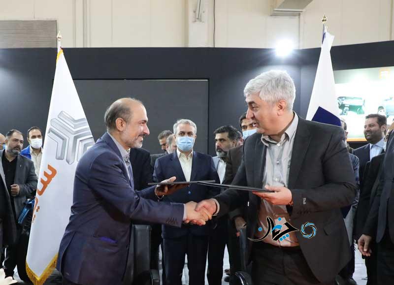 تفاهمنامه همکاری برای تولید مشترک خودرو اقتصادی منعقد شد تفاهمنامه همکاری برای تولید مشترک خودرو اقتصادی منعقد شد