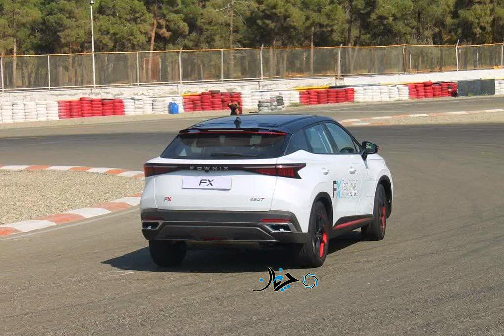 فونیکس FX (چری اومودا 5) وارد برخی نمایندگی‌های مدیران خودرو شد