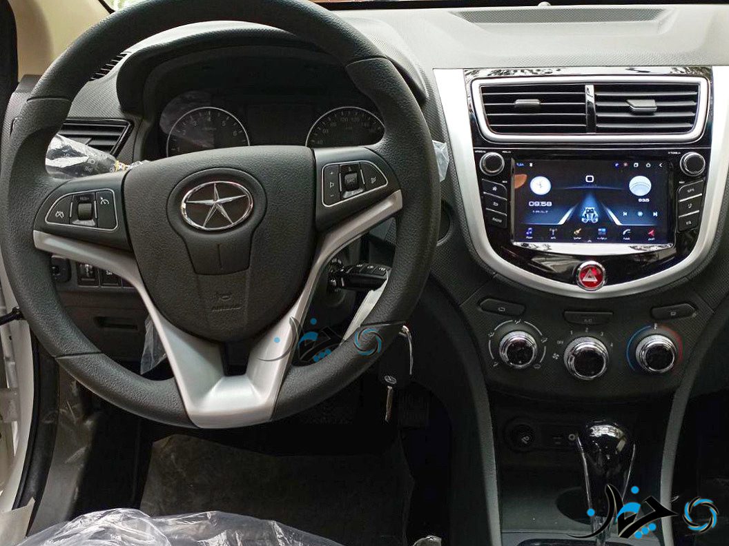 نسخه آپشنال جک جی4 (JAC J4) کرمان موتور وارد بازار شد