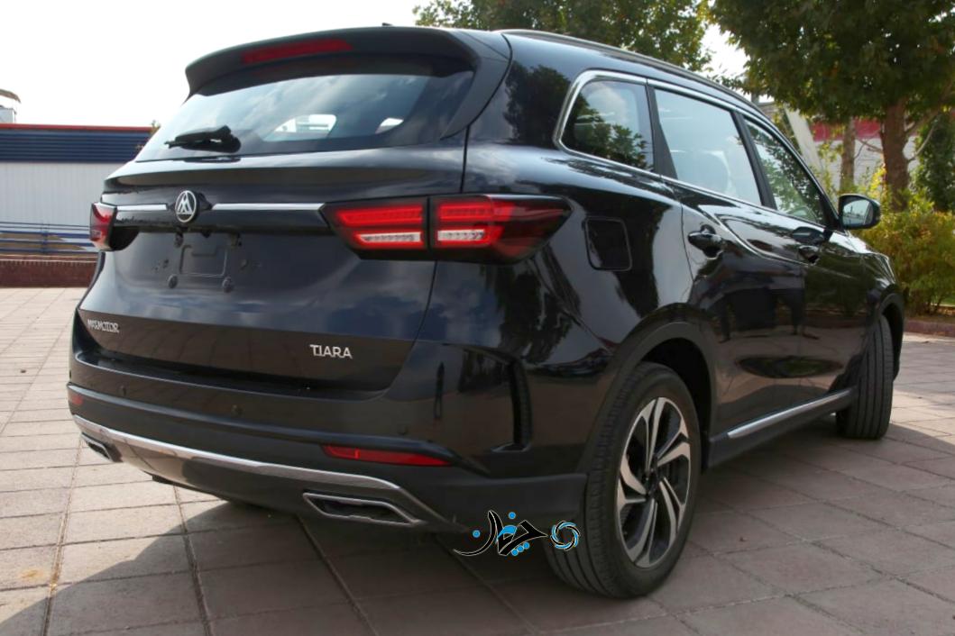 نگاهی به مکث تیارا 7 نفره؛ اولین کراس‌اوور مونتاژی مکث موتور و گروه ماموت