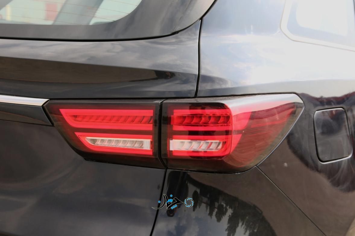 نگاهی به مکث تیارا 7 نفره؛ اولین کراس‌اوور مونتاژی مکث موتور و گروه ماموت