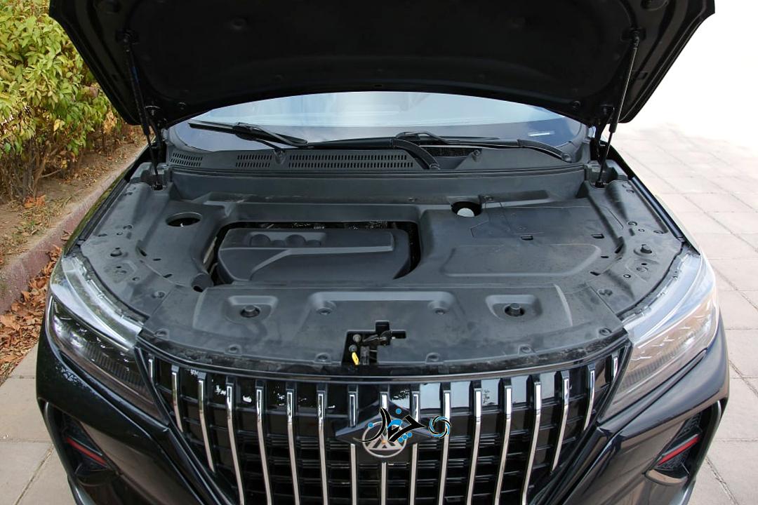 نگاهی به مکث تیارا 7 نفره؛ اولین کراس‌اوور مونتاژی مکث موتور و گروه ماموت