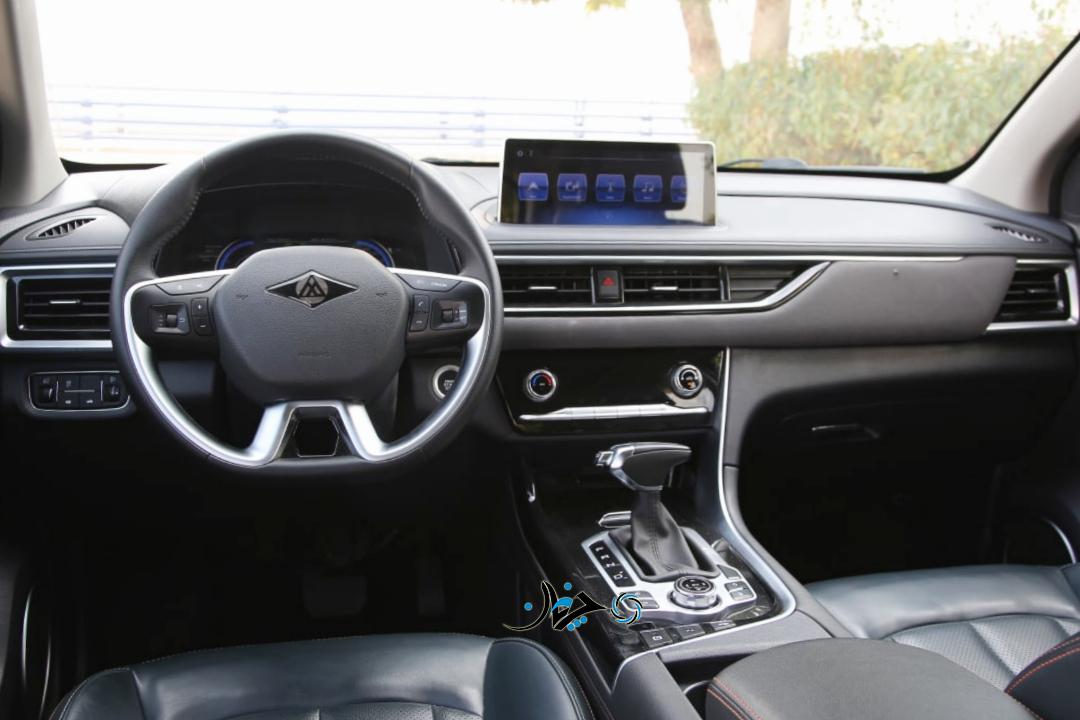 نگاهی به مکث تیارا 7 نفره؛ اولین کراس‌اوور مونتاژی مکث موتور و گروه ماموت