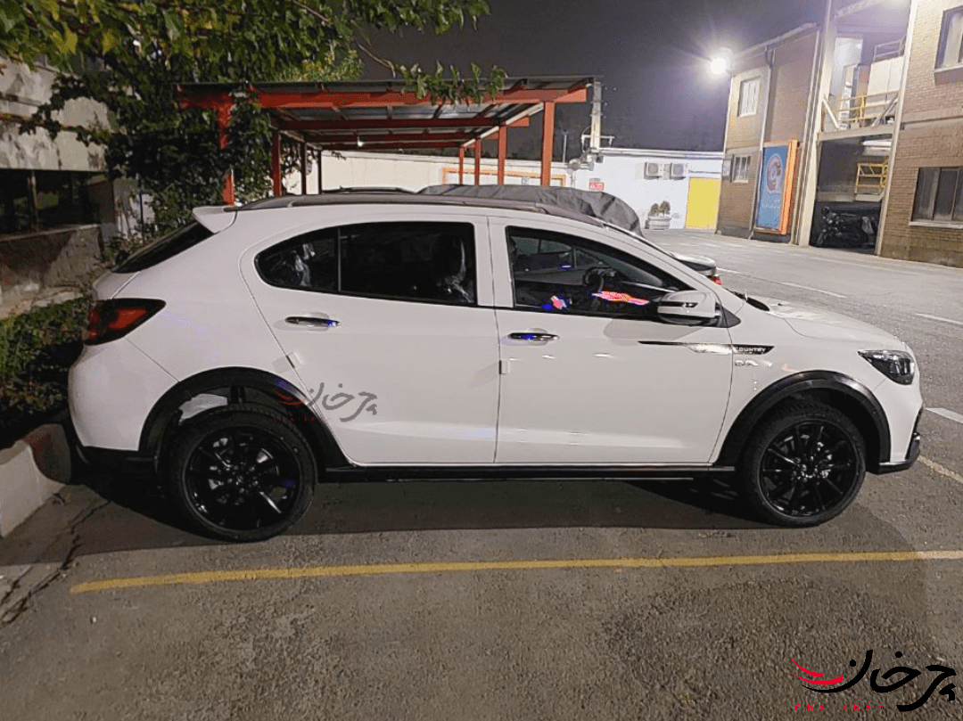 سایپا آریا با موتور 2 لیتری میتسوبیشی، تغییراتی در کابین و با آپشن‌های جدید می‌آید!