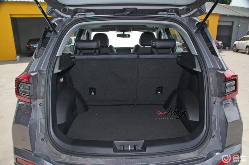 مقایسه تیگارد X35 با ام‌وی‌ام X55، کراس‌اوورهای 900 میلیون تومانی