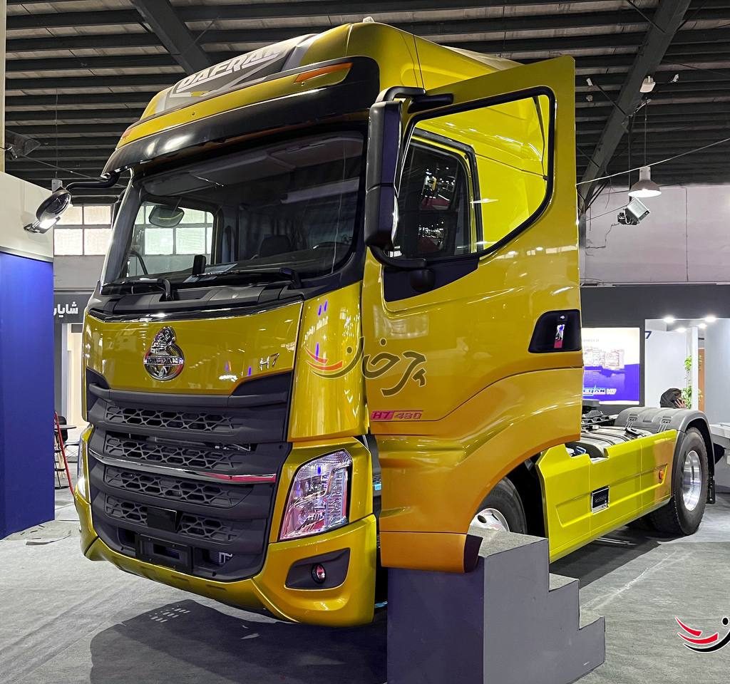 آغاز رونمایی محصولات جدید شایان دیزل در نمایشگاه خودرو شیراز 