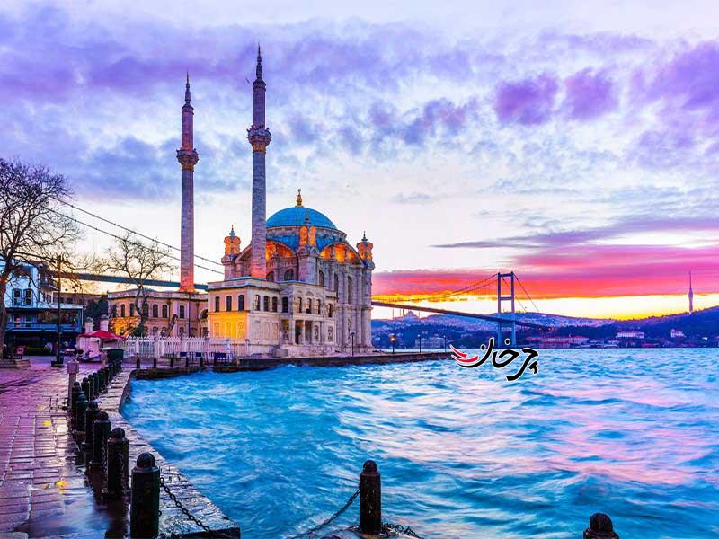 تفریحات عجیب در استانبول تفریحات عجیب در استانبول