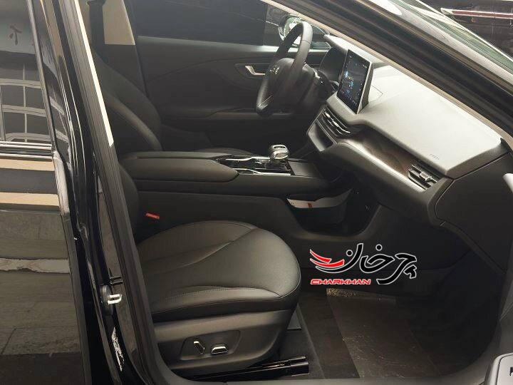 هونگچی ای کیو ام 5 - HONGQI E-QM5 خودرو برقی بهمن موتور