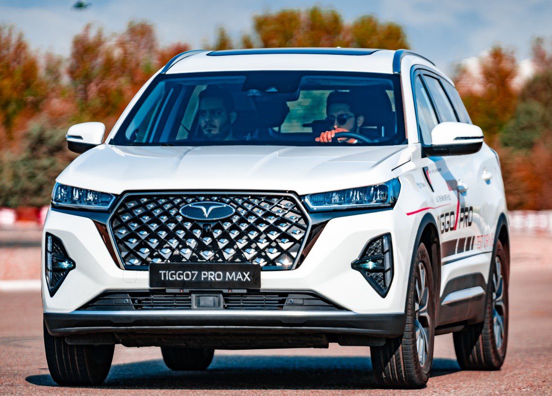 تست‌درایو تیگو 7 پرو مکس: میعادگاهی برای زیبایی، قدرت و تکنولوژی