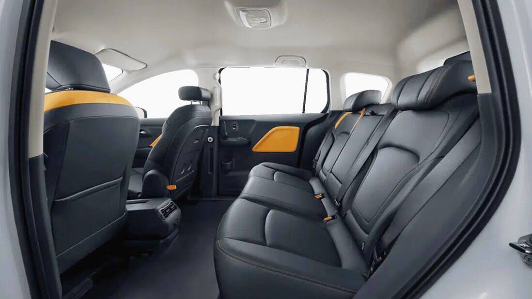 خودرو برقی فاو بستیون نت ای 05 ایران خودرو - FAW BESTUNE NAT E05