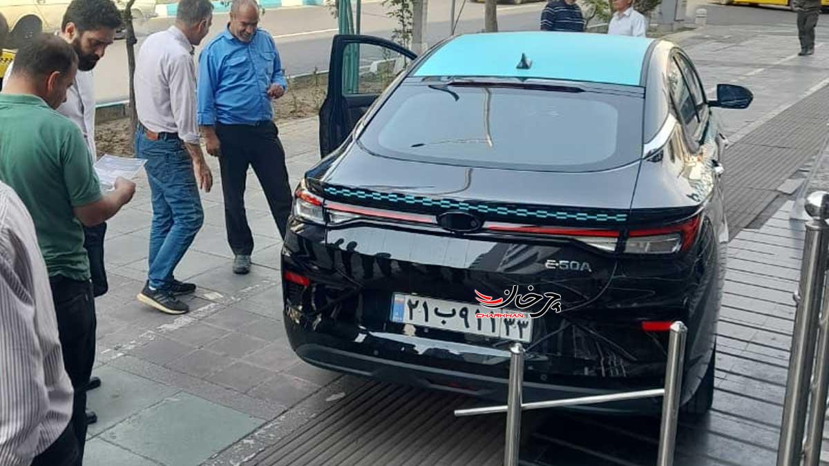 آغاز ثبت‌نام طرح جایگزینی تاکسی‌های فرسوده تهران با تاکسی برقی کرمان موتور