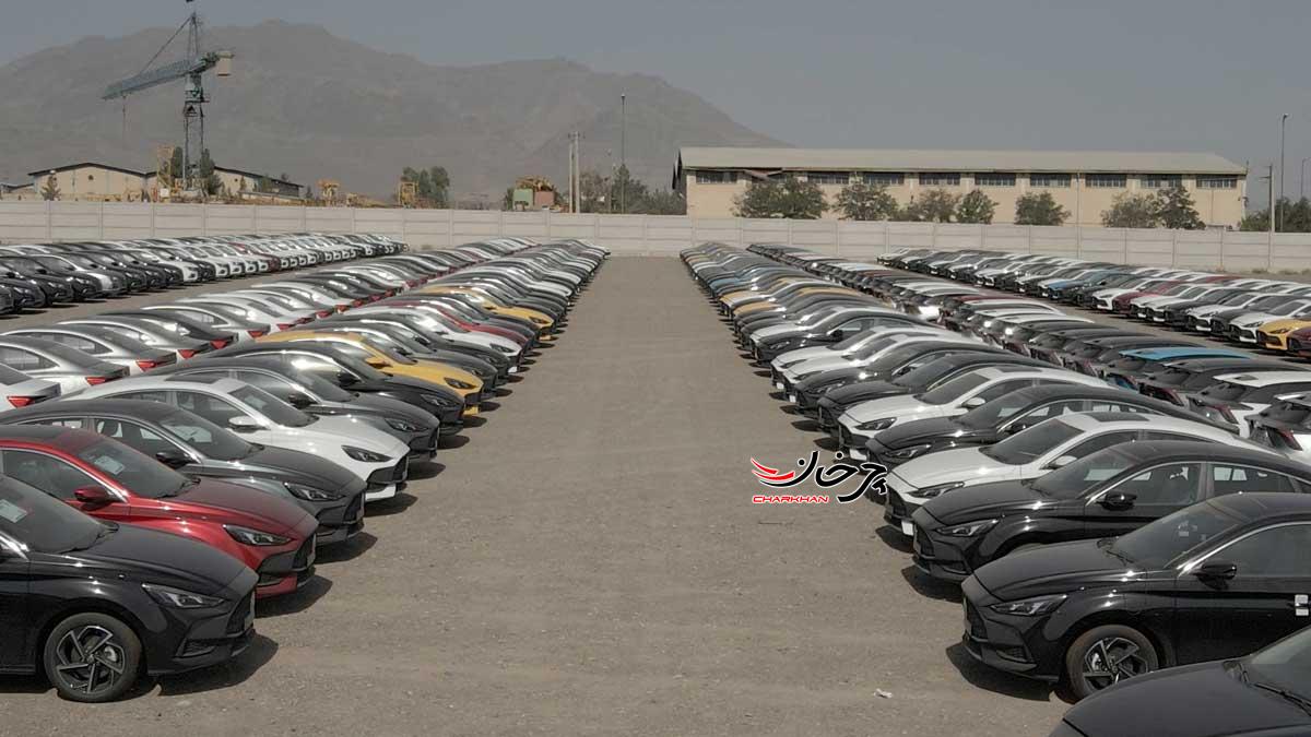 خودروهای ام جی به گمرک سلفچگان رسیدند