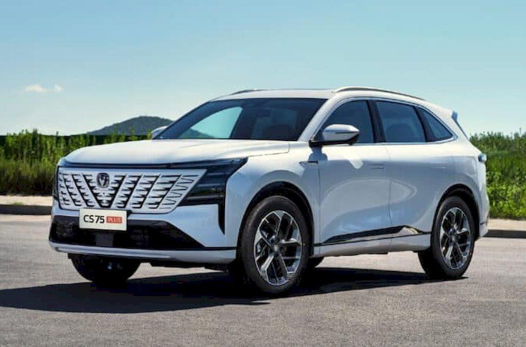 شاسی‌بلند چانگان CS75 Plus جدید با 1 میلیارد وارد بازار شد