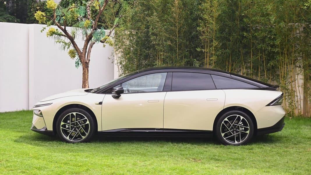 معرفی رسمی خودروی خودران +Xpeng P7 در چین