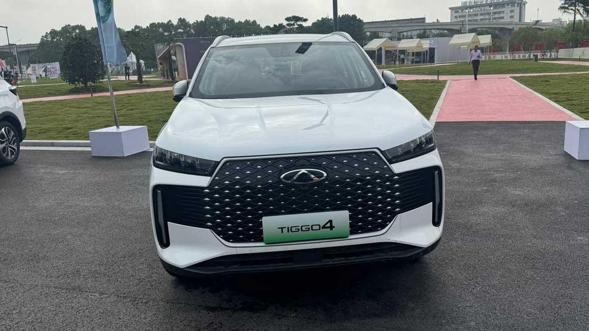 ام وی ام X55 پرو مکس با طراحی جدید معرفی شد