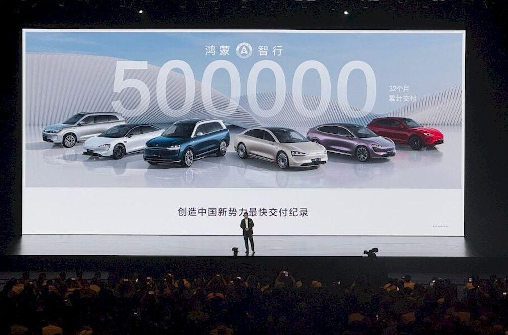 عرضه 500000 خودرو توسط HIMA تنها در 32 ماه