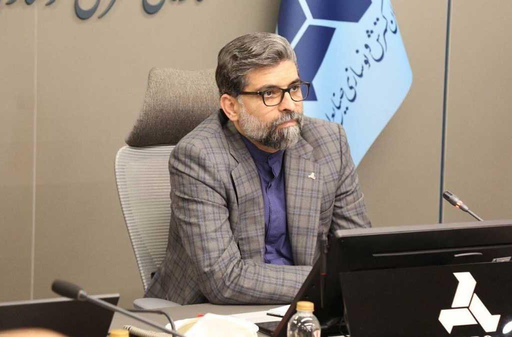رئیس هیات عامل ایدرو: عرضه خودرو در بورس کالا راه‌حلی جامع‌ برای حل مشکل بازار خودرو نیست